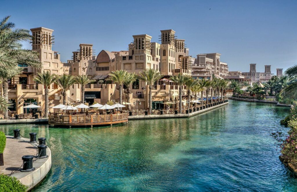 Jumeirah Al Qasr honeymoon hotel in Dubai