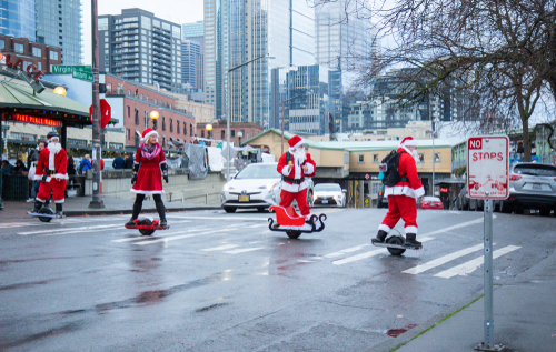 Seattle,Washington/usa-,12/14/2019:,Team,Of,One,Wheel,Riding,Santas,Ride
