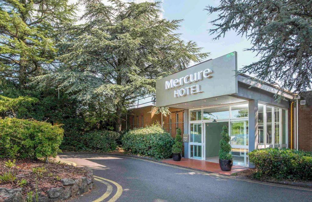 mercure hotel cardiff is one of the best dog friendly hotels