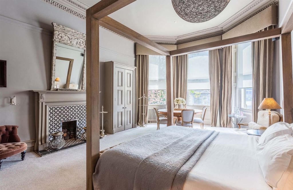 stay at one of the UK's best haunted hotels in edinburgh