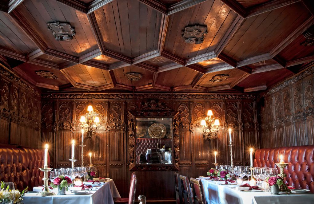 witchery haunted hotel in edinburgh