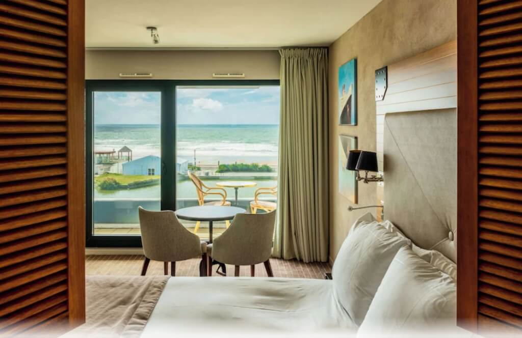 Une chambre du Côte Ouest Thalasso&Spa Les Sables d'Olonne MGallery