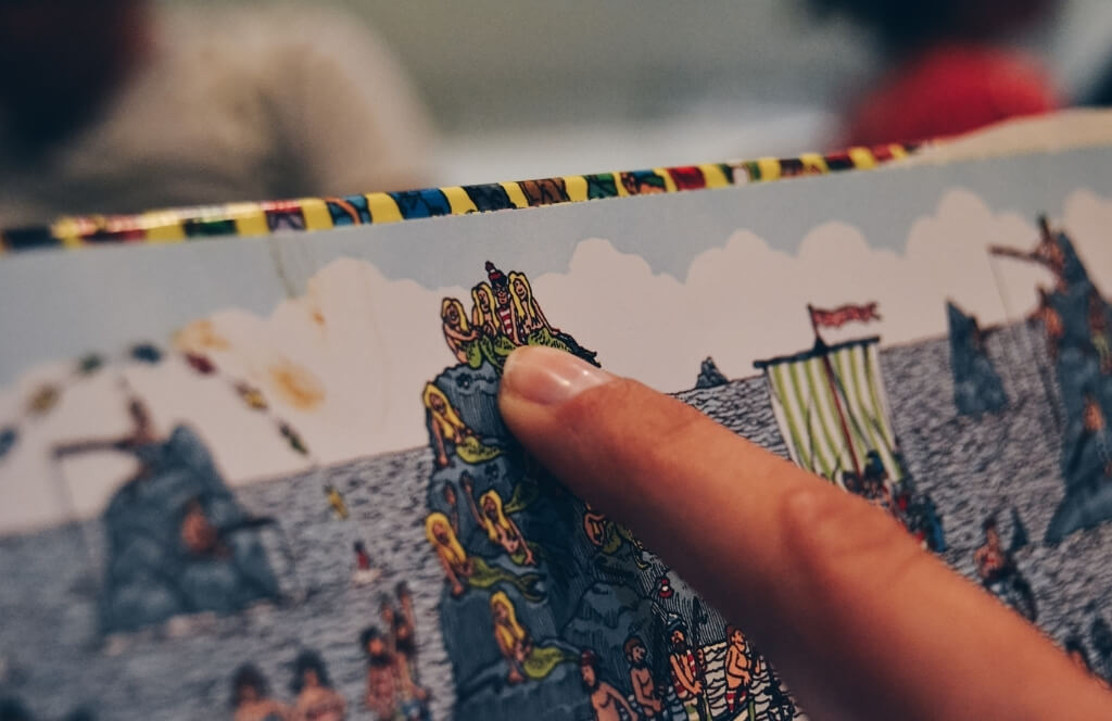 un livre ou est Charlie offert en cadeau père fille