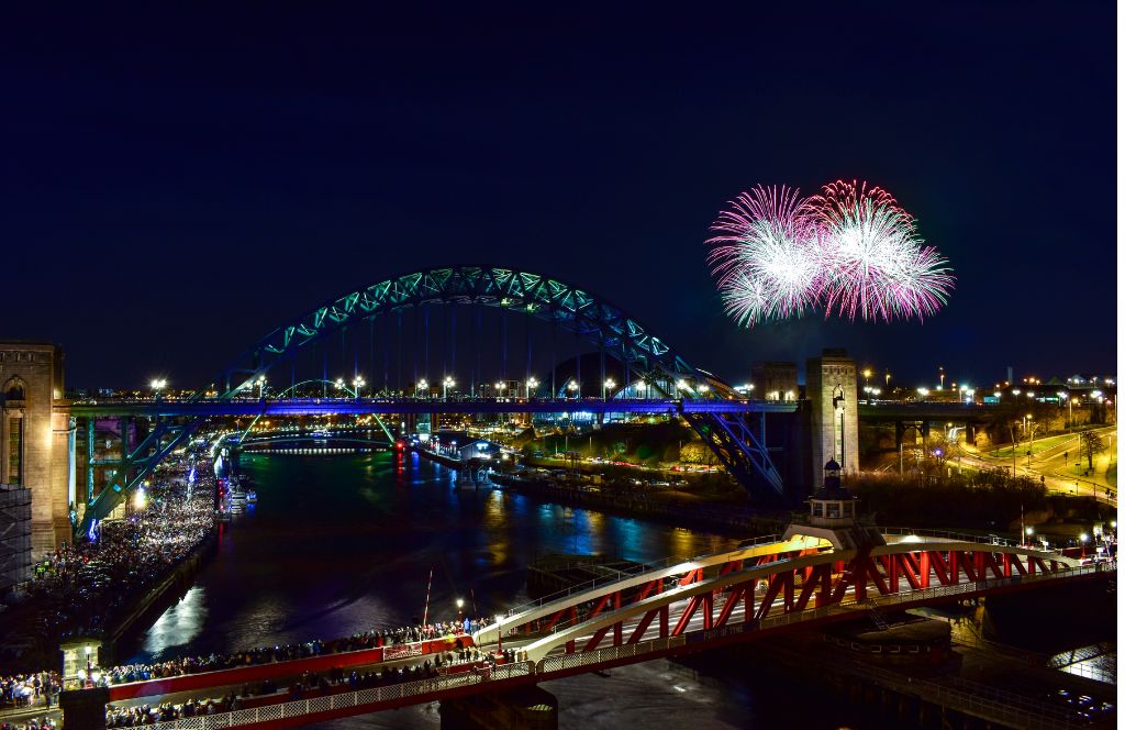 newcastle new year fireworks over the river