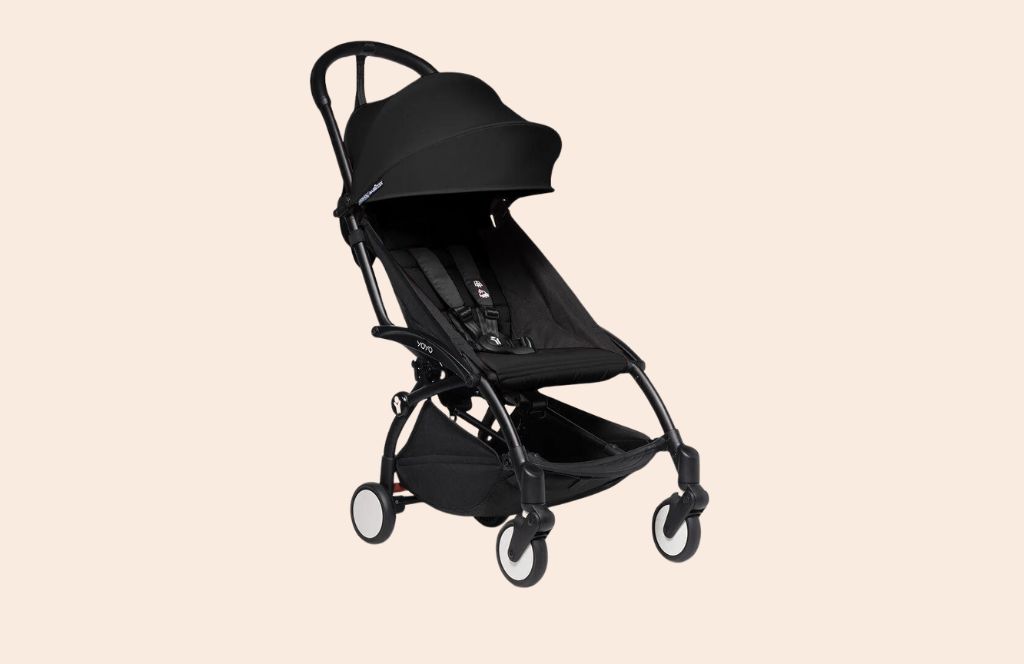 a foldable pram is one of the best gifts for new mums