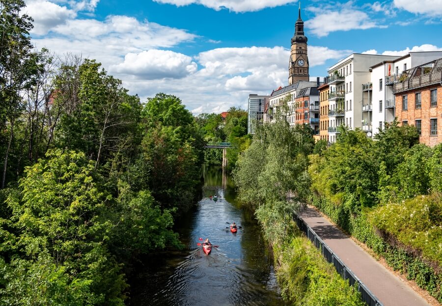 Kanäle in Leipzig m Sommer