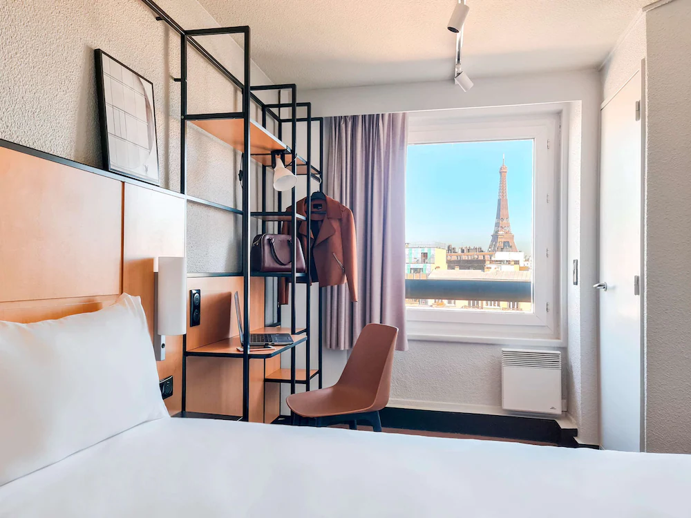 ibis Paris