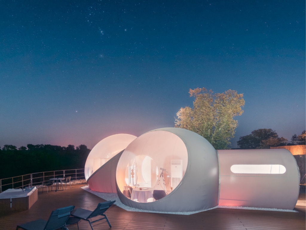 Miluna Open Nature Rooms hotel burbuja en Toledo con vistas panorámicas al cielo nocturno