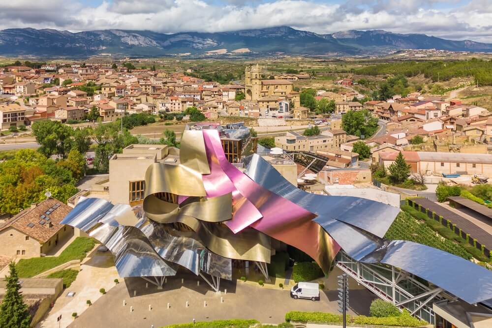 Visita a Marqués de Riscal con cata como regalo de jubilación