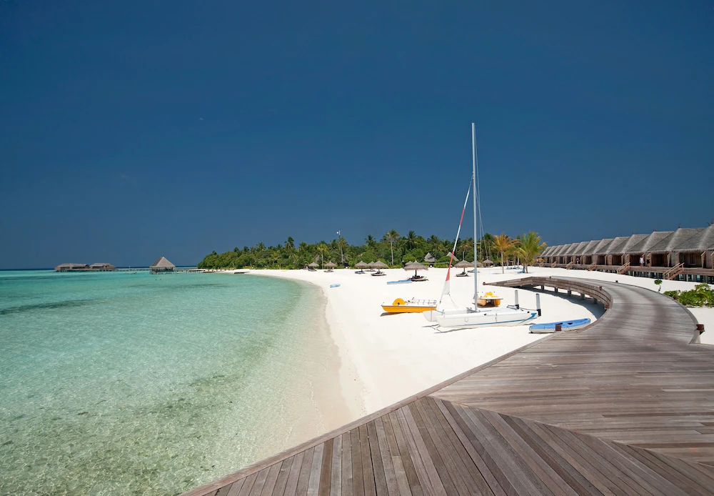Constance Moofushi
