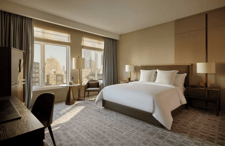 Four Seasons Hotel New York Downtown