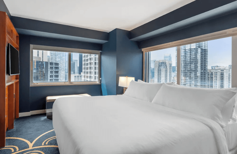 Omni Chicago Hotel